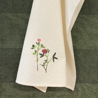 Broderad handduk,  klöver